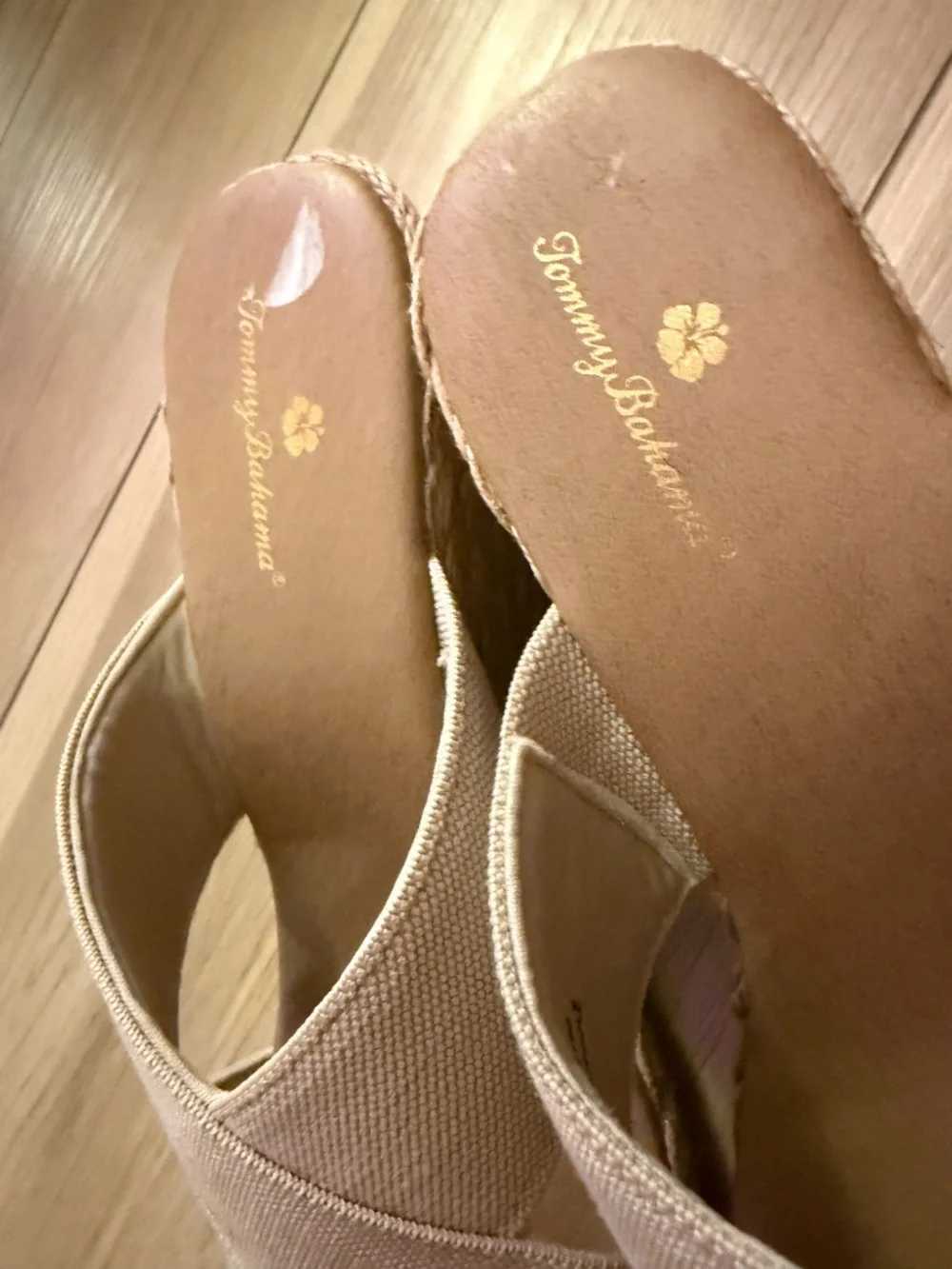 Tommy Bahama Canvas Espadrille Wedge Slide Sandals Beige Size 9.5 EUC